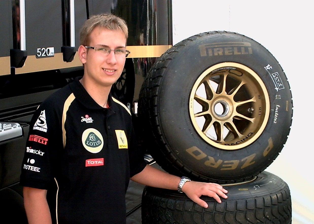 Lotus F1 tyres